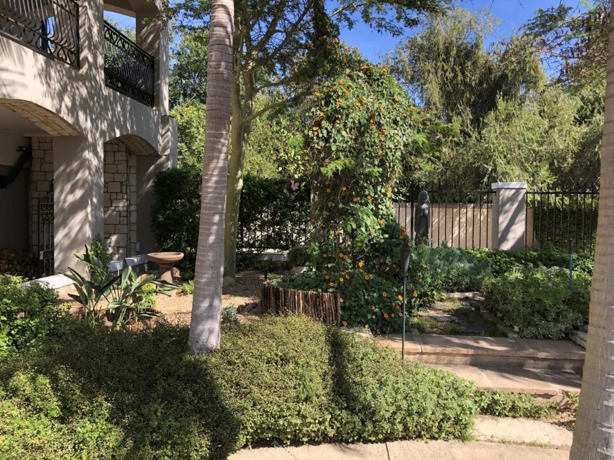 African Palm Cottage And Guesthouse Durbanville Exterior foto