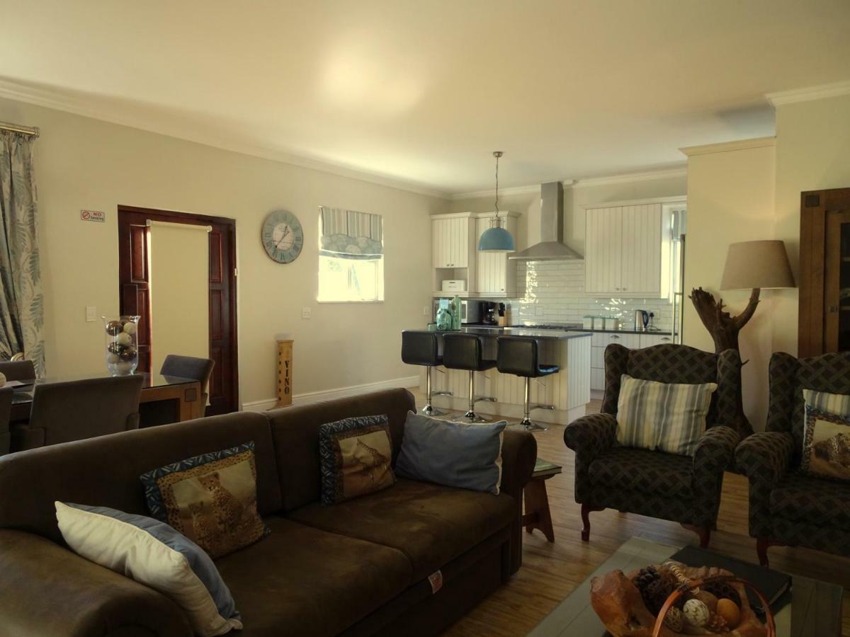 African Palm Cottage And Guesthouse Durbanville Exterior foto