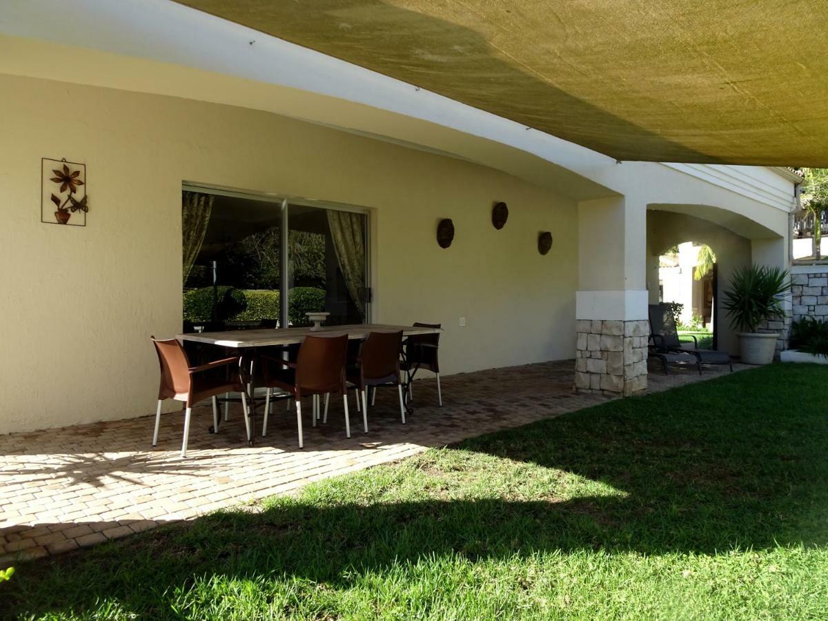 African Palm Cottage And Guesthouse Durbanville Exterior foto